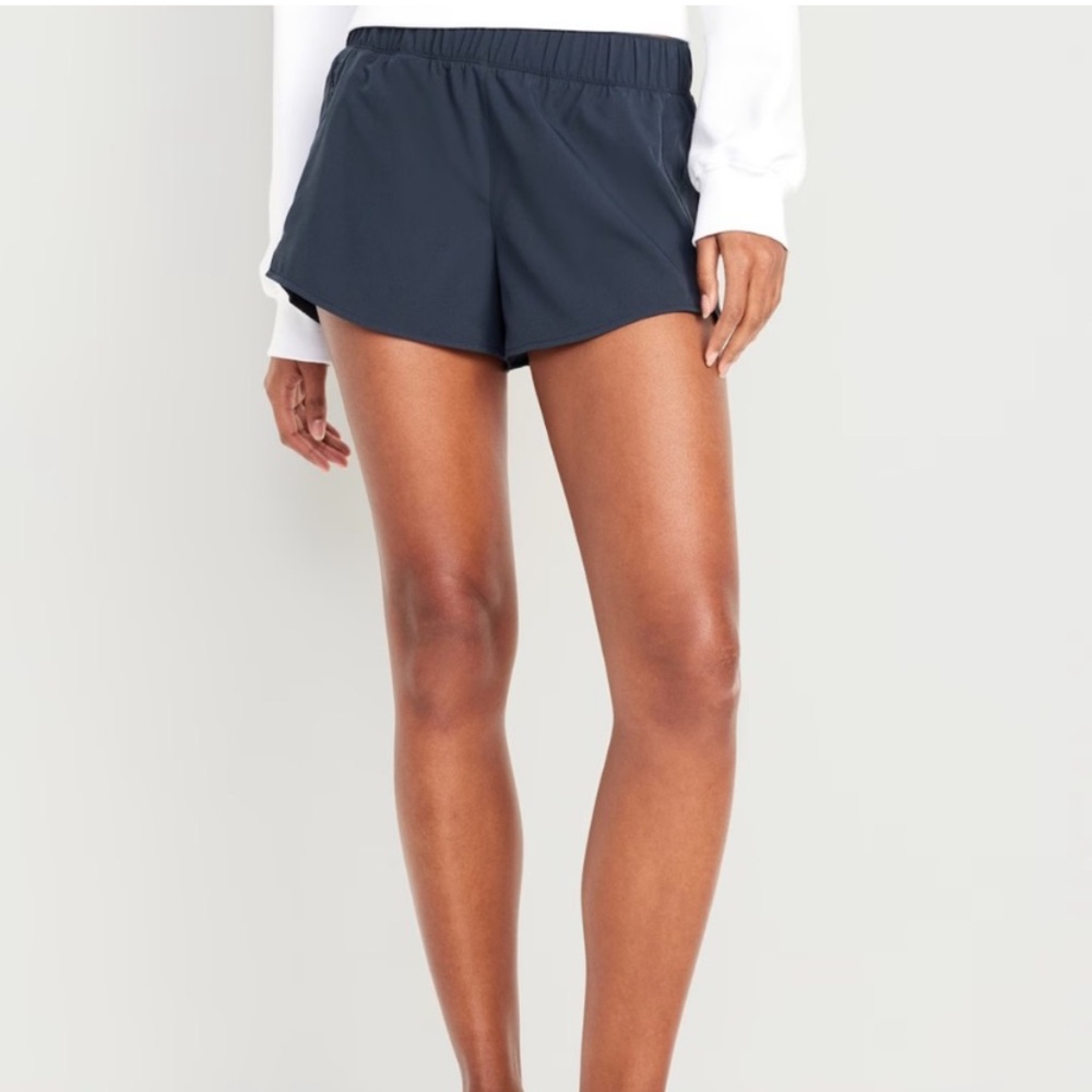 NWT Old Navy Women's Mid-Rise StretchTech Run Shorts -- 3-inch inseam Dusk Navy